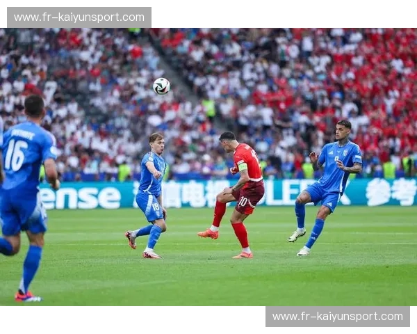 欧洲杯的暗影:伤停潮如何改变比赛格局描述:深度解析欧洲杯赛场上的伤停潮,探讨关键球员缺席带来的战术变化和比赛走向,为足球迷提供全面视角。关键词:欧洲杯、伤停、关键球员、战术调整、比赛影响、足球分析 欧洲杯的暗影:伤停潮如何改变比赛格局描述:深度解析欧洲杯赛场上的伤停潮,探讨关键球员缺席带来的战术变化和比赛走向,为足球迷提供全面视角。关键词:欧洲杯、伤停、关键球员、战术调整、比赛影响、足球分析